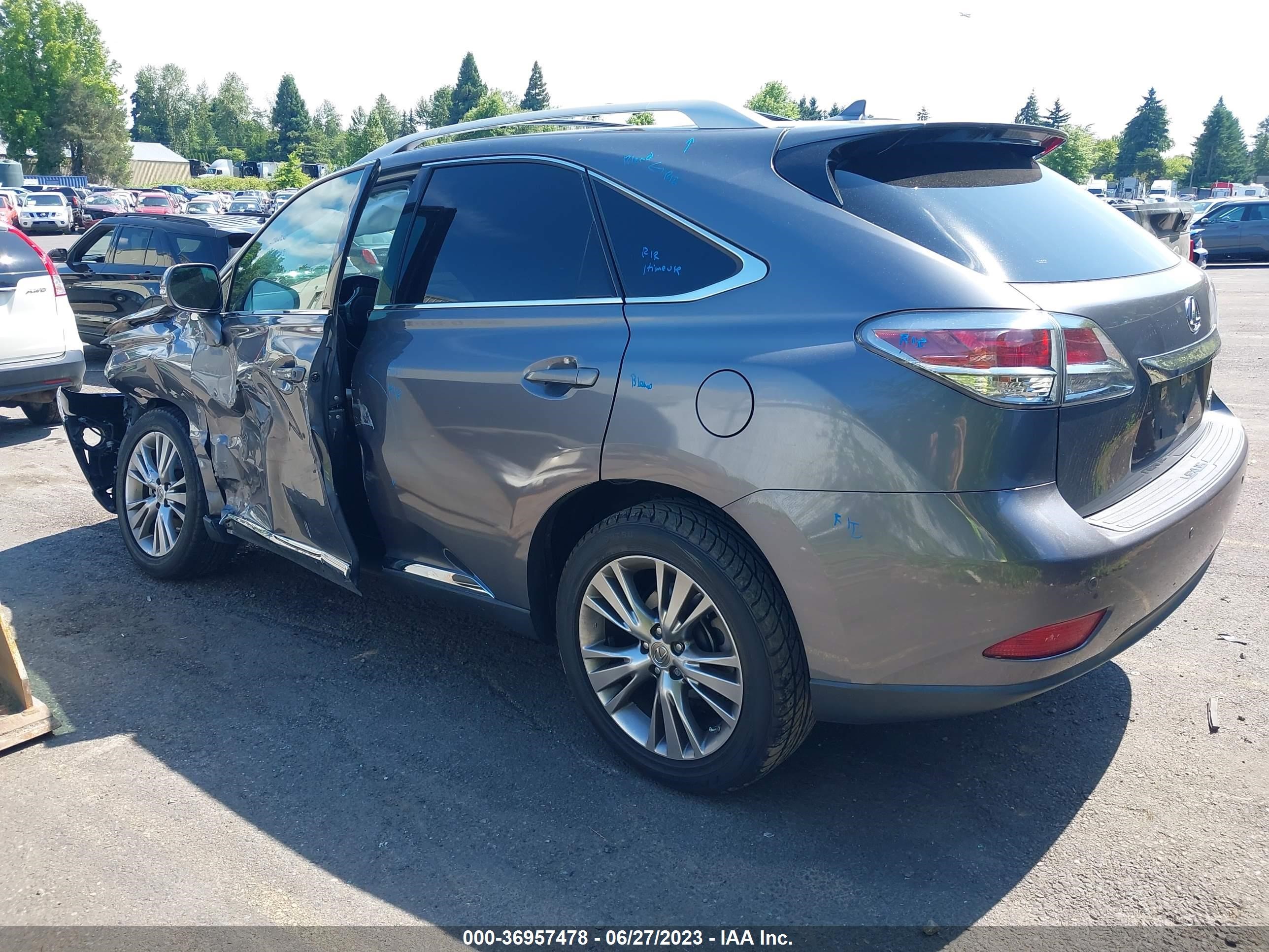 Photo 2 VIN: 2T2ZK1BA6DC121748 - LEXUS RX 