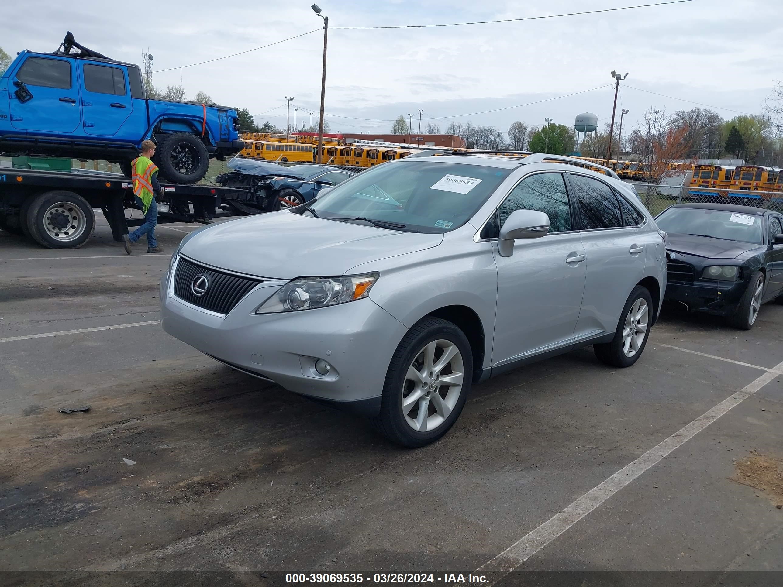 Photo 1 VIN: 2T2ZK1BA7AC013490 - LEXUS RX 