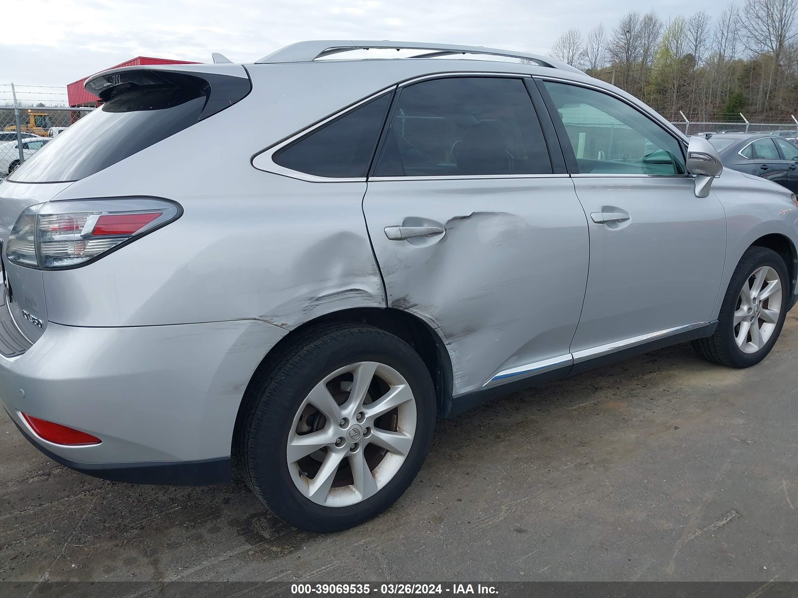 Photo 5 VIN: 2T2ZK1BA7AC013490 - LEXUS RX 