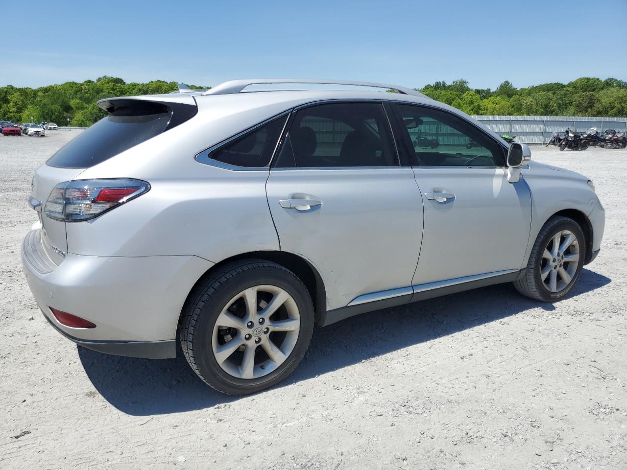 Photo 2 VIN: 2T2ZK1BA8BC052851 - LEXUS RX 