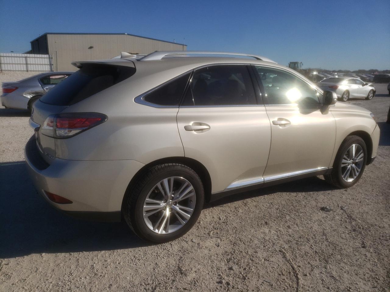 Photo 2 VIN: 2T2ZK1BA8FC184076 - LEXUS RX 