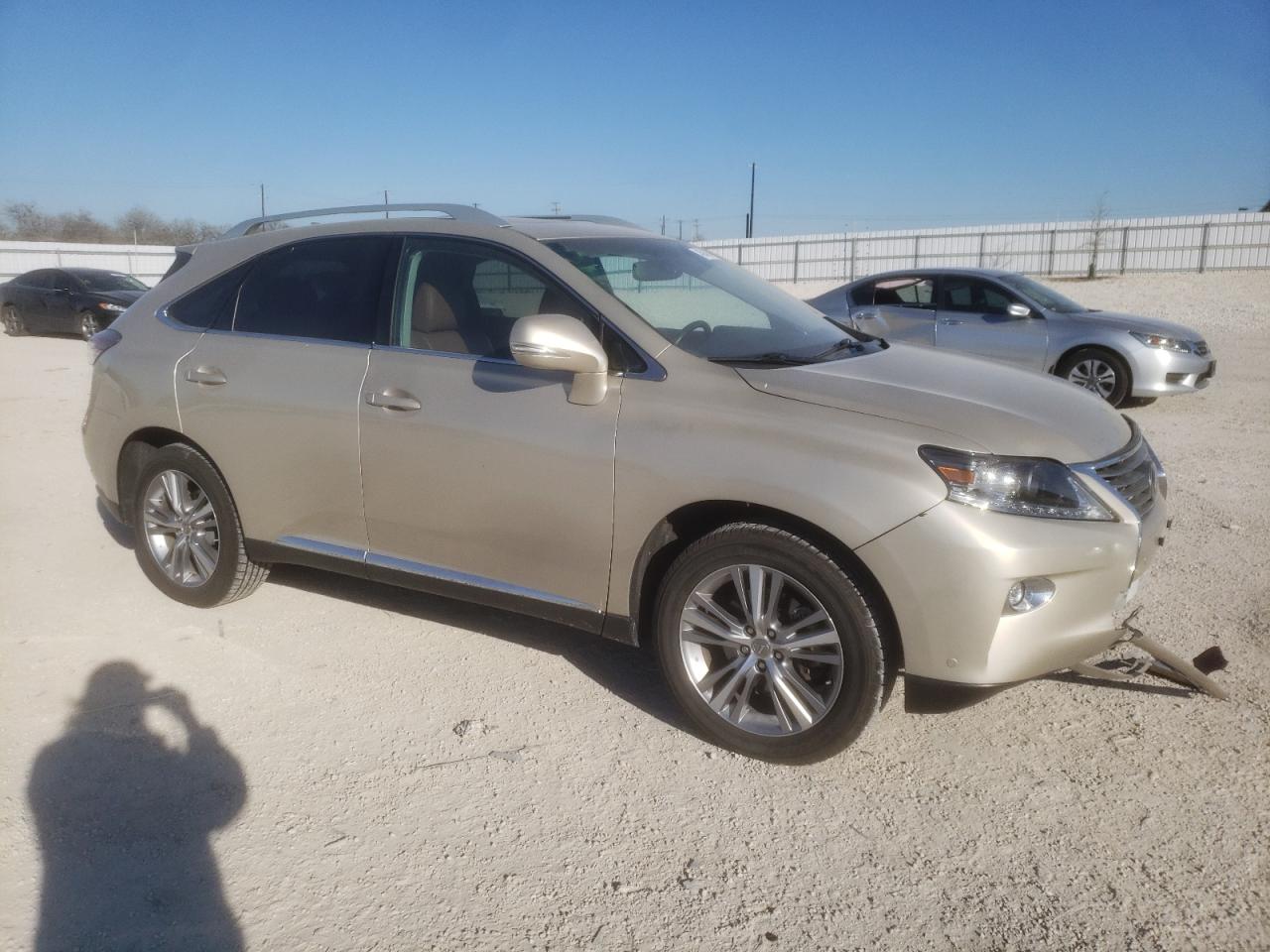 Photo 3 VIN: 2T2ZK1BA8FC184076 - LEXUS RX 