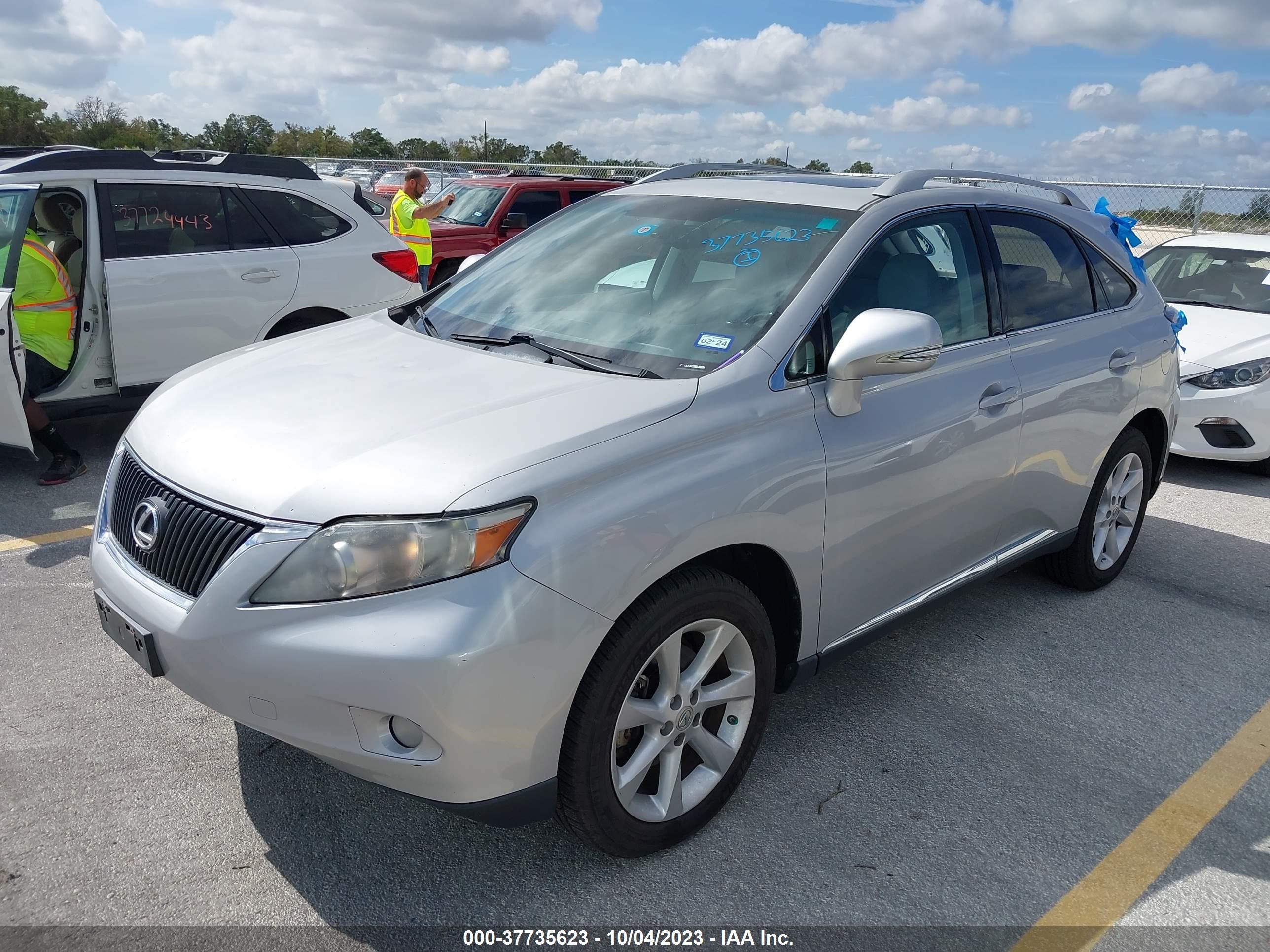 Photo 1 VIN: 2T2ZK1BAXAC026086 - LEXUS RX 