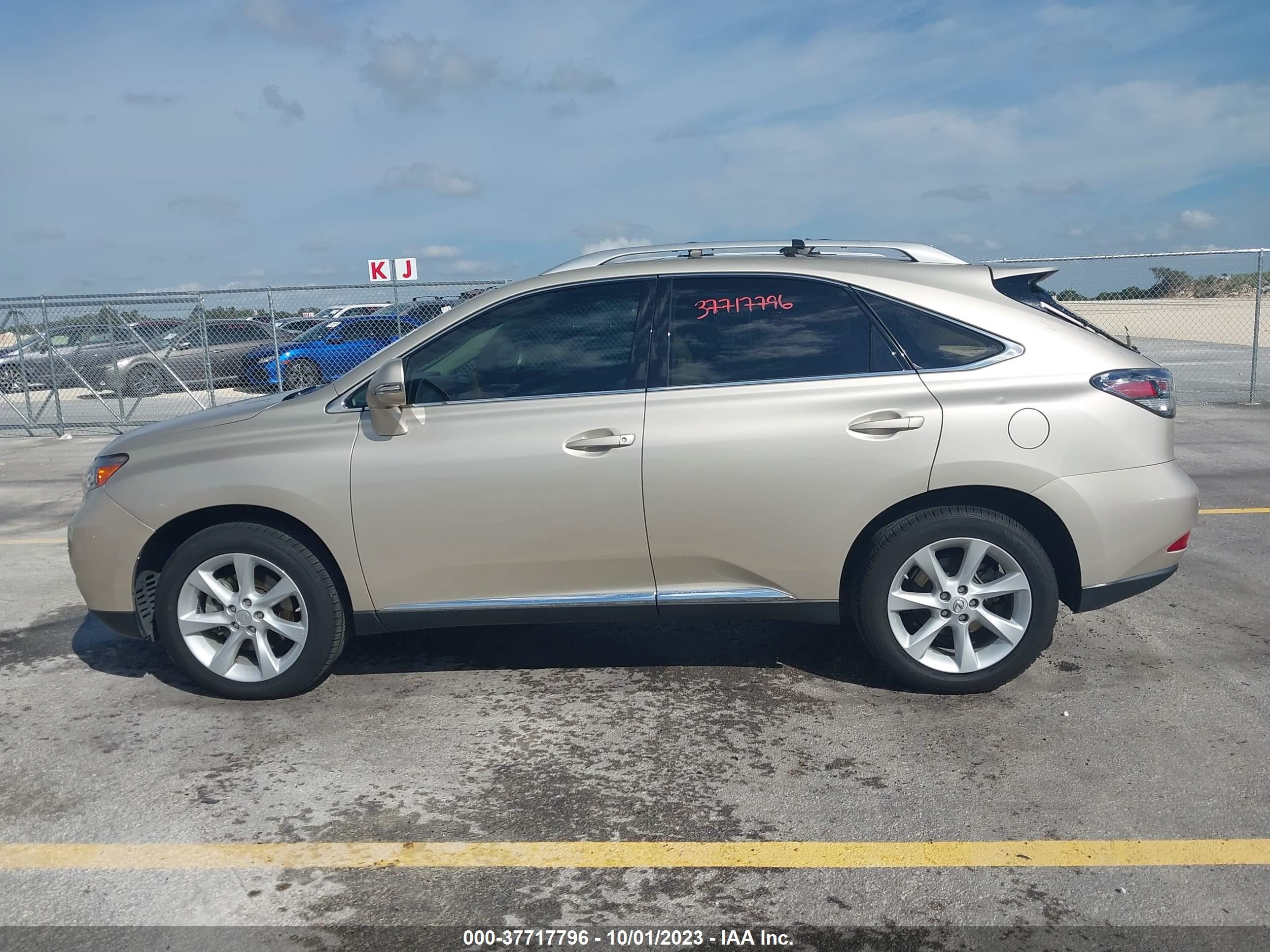 Photo 13 VIN: 2T2ZK1BAXCC076974 - LEXUS RX 