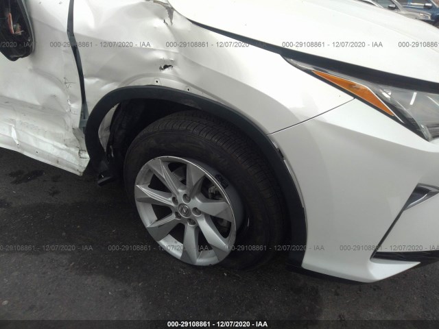 Photo 5 VIN: 2T2ZZMCA2HC038979 - LEXUS RX 