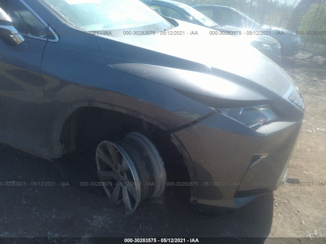 Photo 5 VIN: 2T2ZZMCA3JC109791 - LEXUS RX 