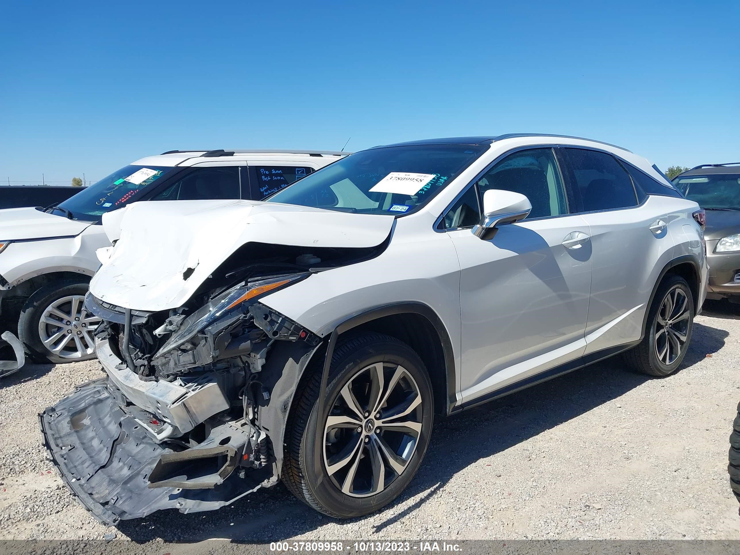 Photo 13 VIN: 2T2ZZMCA4JC109573 - LEXUS RX 