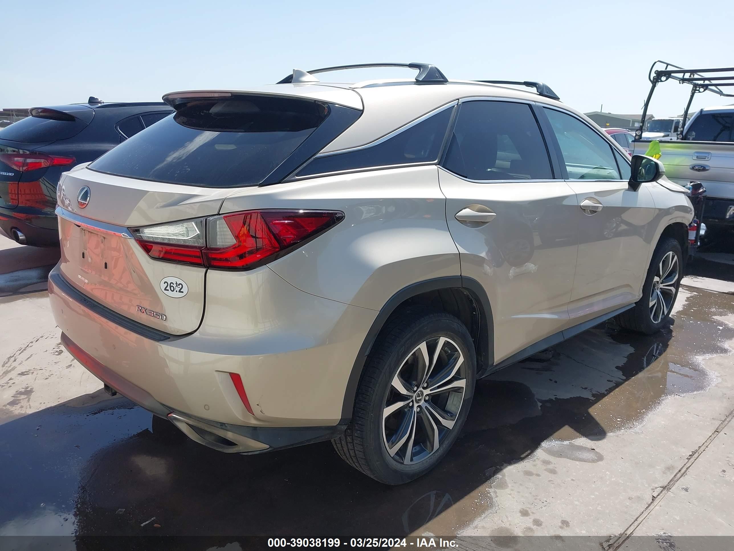 Photo 3 VIN: 2T2ZZMCA5JC105256 - LEXUS RX 