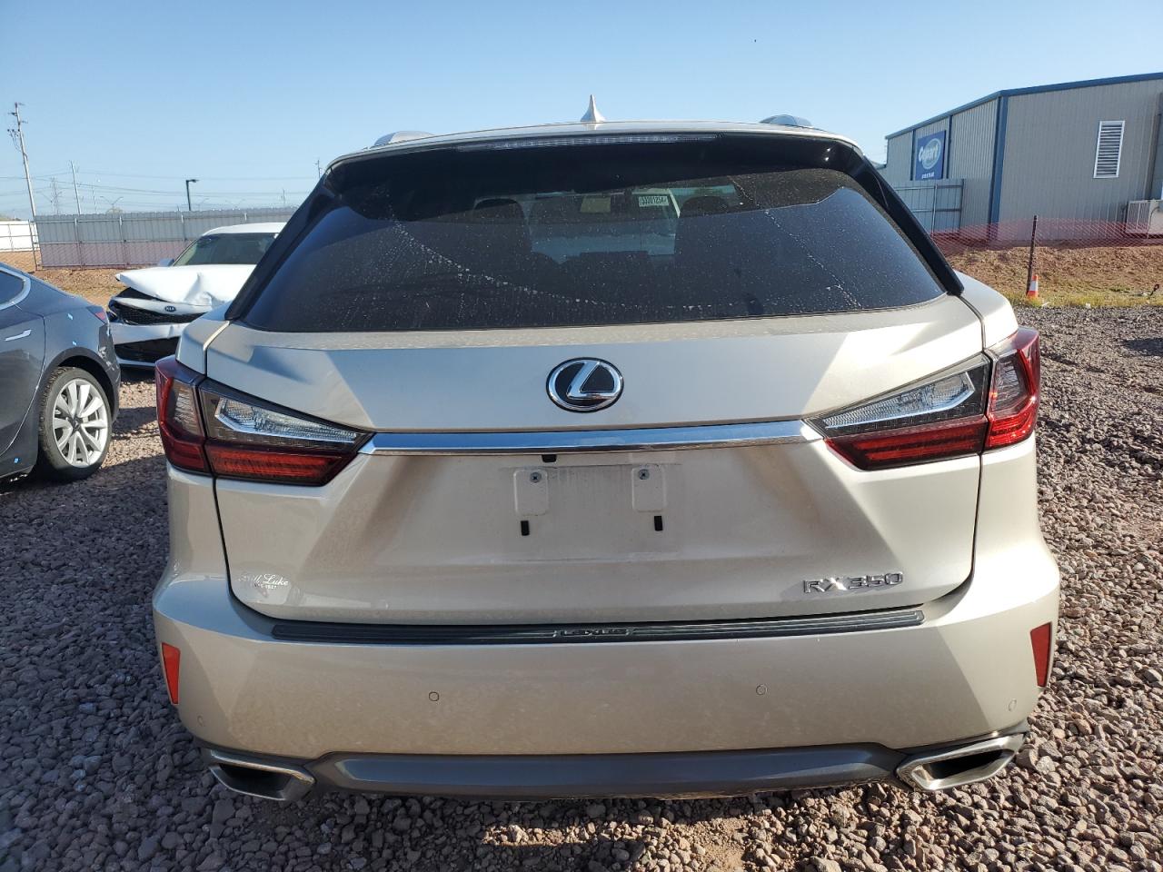 Photo 5 VIN: 2T2ZZMCA7GC015616 - LEXUS RX 