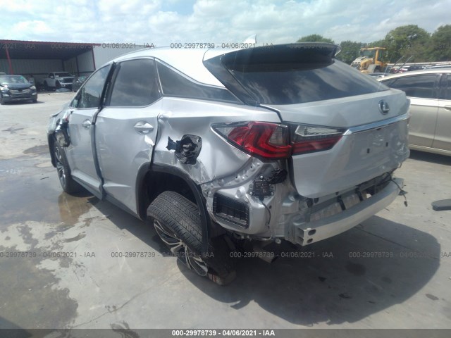 Photo 2 VIN: 2T2ZZMCAXJC106421 - LEXUS RX 