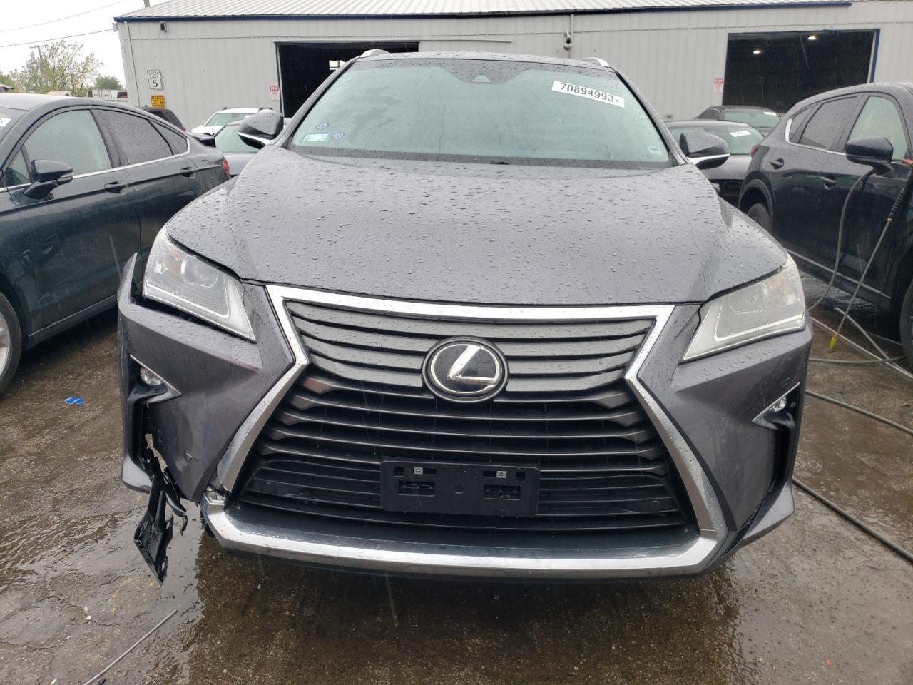 Photo 4 VIN: 2T2ZZMCAXJC107696 - LEXUS RX 