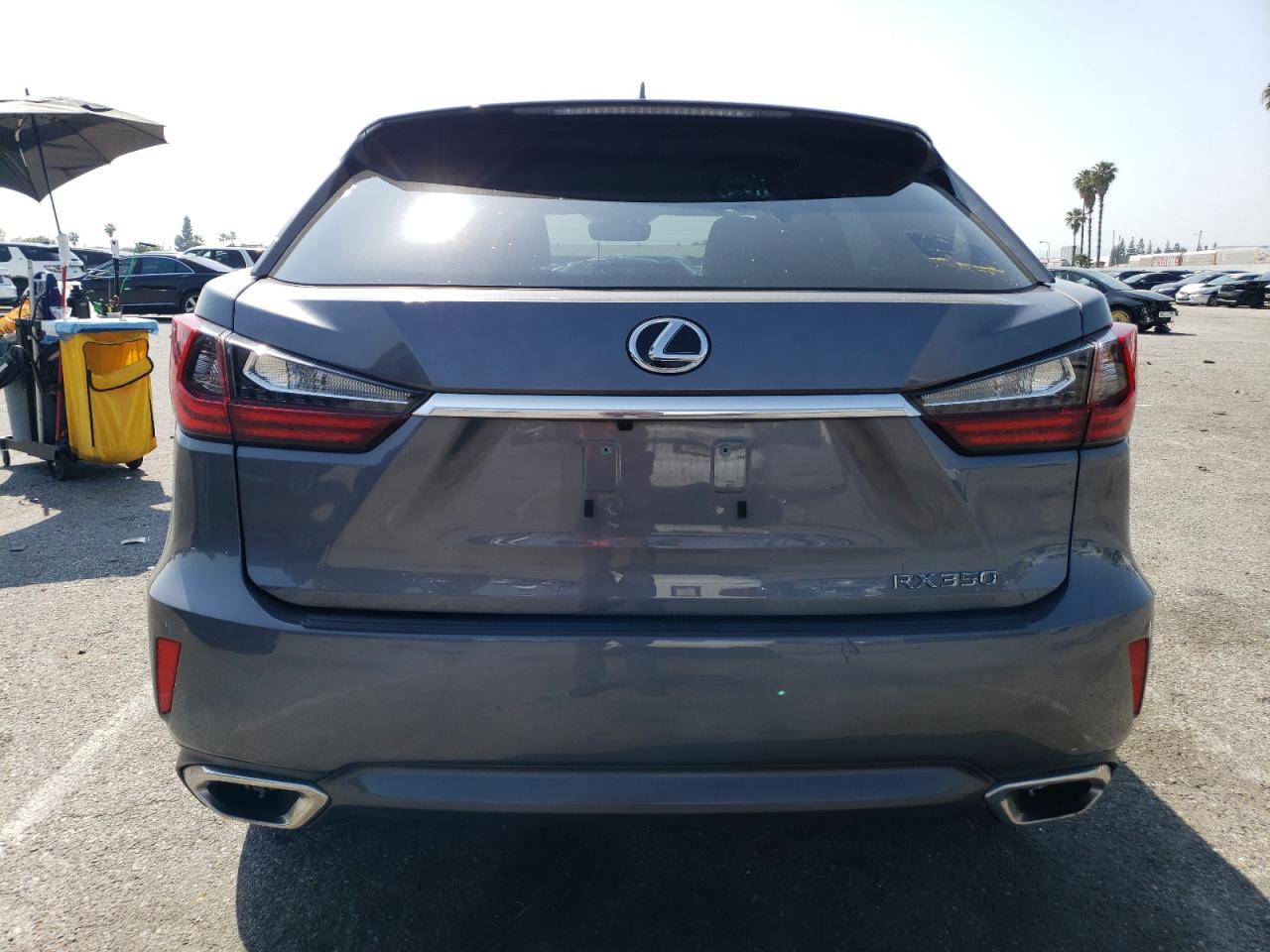 Photo 5 VIN: 2T2ZZMCAXKC130512 - LEXUS RX 