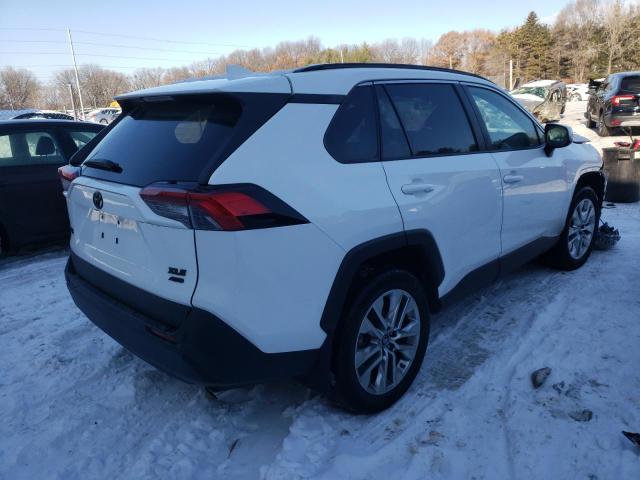 Photo 3 VIN: 2T3A1RFV0KW005335 - TOYOTA RAV4 XLE P 