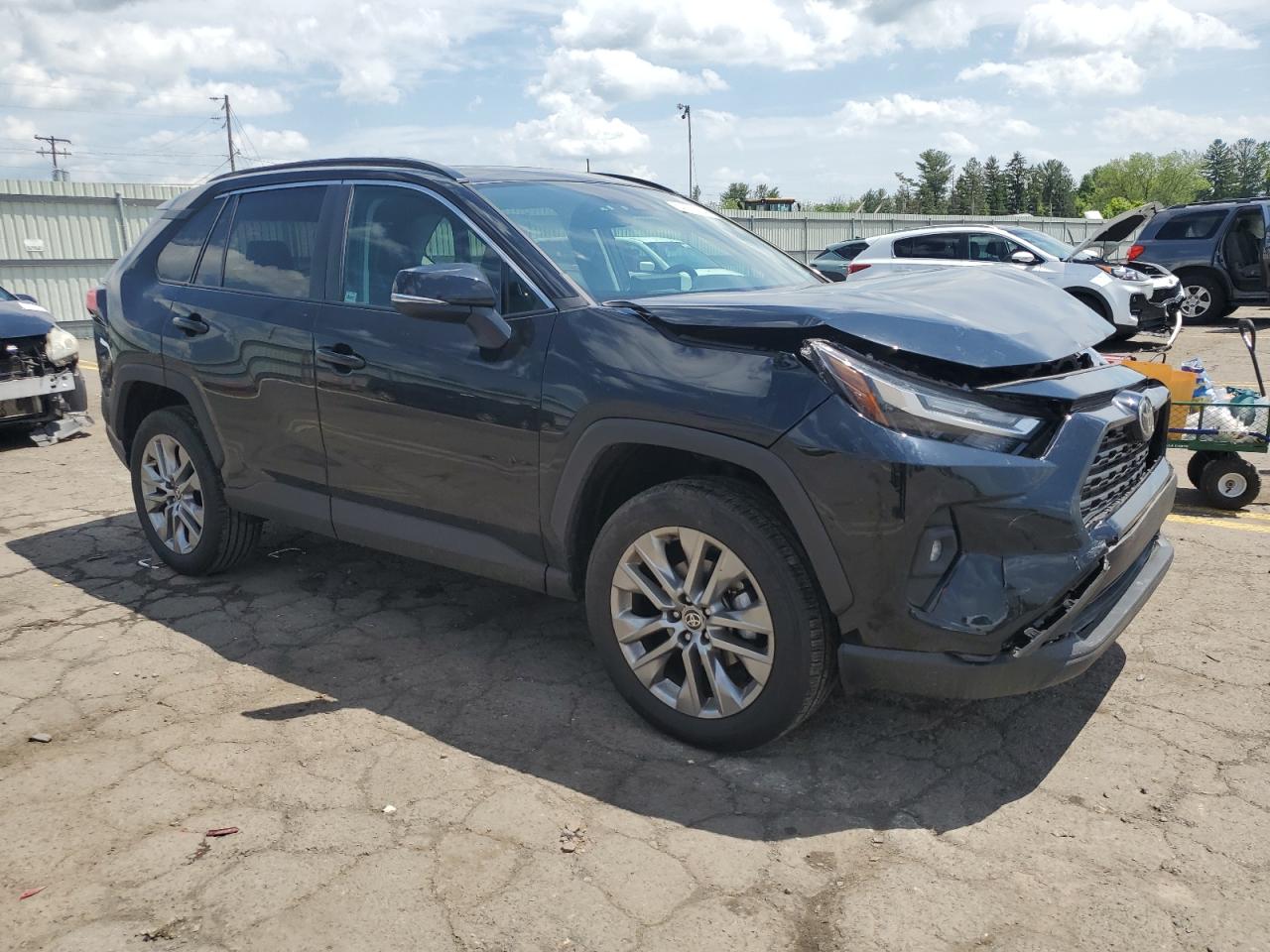 Photo 3 VIN: 2T3A1RFV0NC321579 - TOYOTA RAV 4 