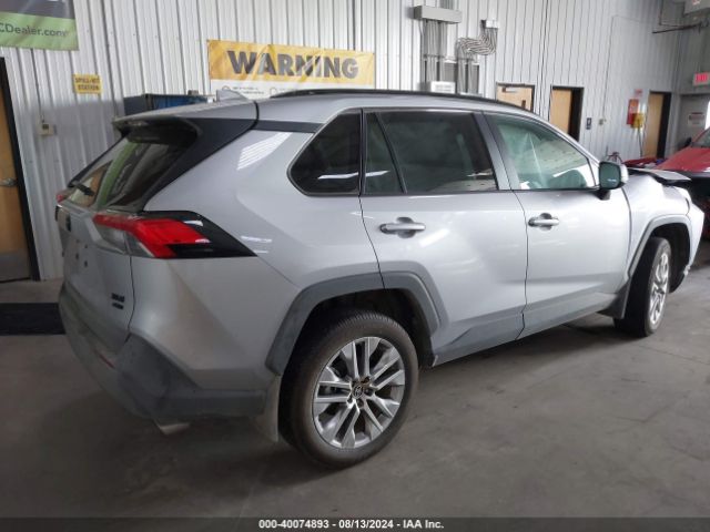 Photo 3 VIN: 2T3A1RFV1RC447391 - TOYOTA RAV4 