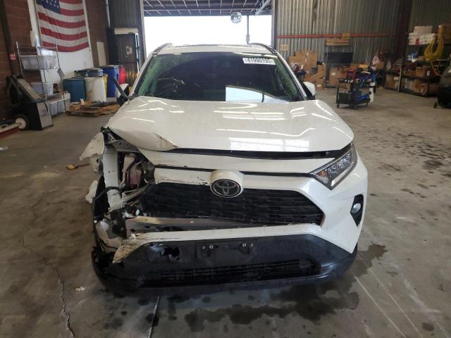 Photo 4 VIN: 2T3A1RFV3MW188927 - TOYOTA RAV4 XLE P 