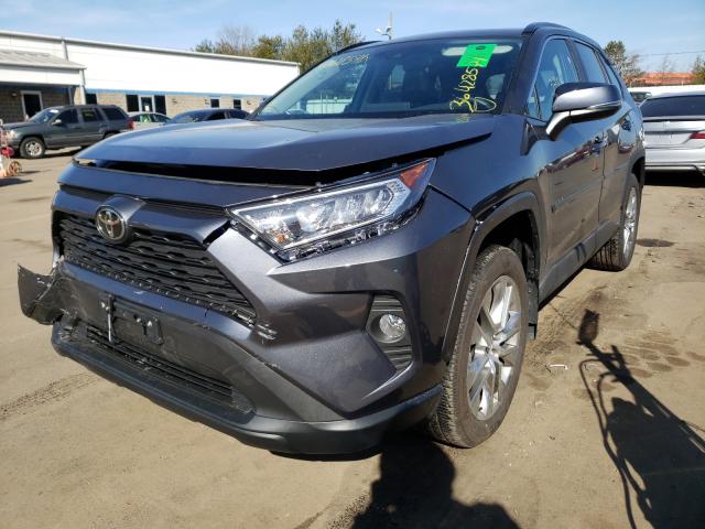 Photo 1 VIN: 2T3A1RFV4LW135247 - TOYOTA RAV4 XLE P 