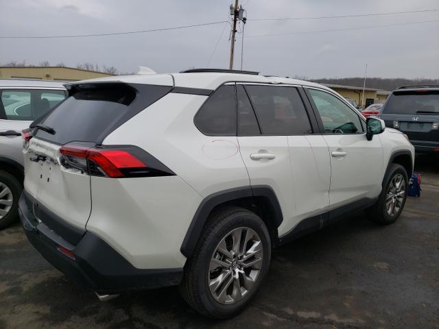 Photo 3 VIN: 2T3A1RFV4MW147626 - TOYOTA RAV4 XLE P 