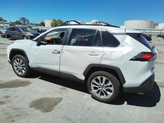 Photo 2 VIN: 2T3A1RFV4MW228075 - TOYOTA RAV4 XLE P 