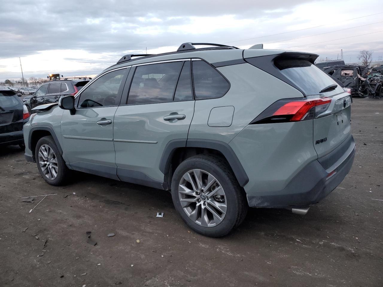 Photo 1 VIN: 2T3A1RFV5NW264536 - TOYOTA RAV 4 