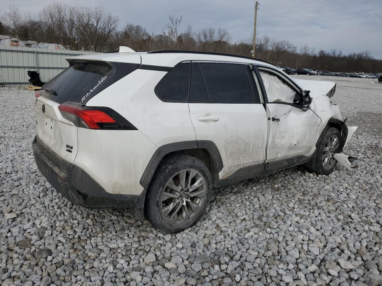 Photo 2 VIN: 2T3A1RFV8LC074468 - TOYOTA RAV 4 