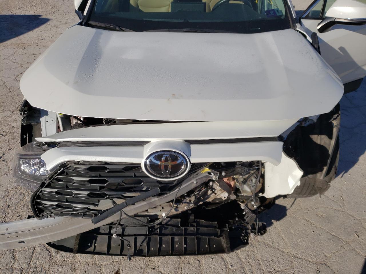 Photo 11 VIN: 2T3A1RFV8MW161058 - TOYOTA RAV4 