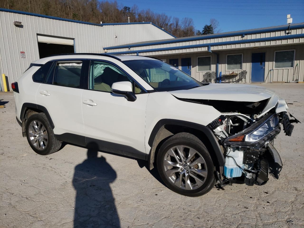 Photo 3 VIN: 2T3A1RFV8MW161058 - TOYOTA RAV4 