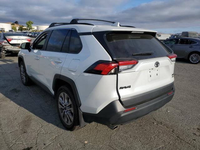 Photo 1 VIN: 2T3A1RFV8PW358218 - TOYOTA RAV4 XLE P 