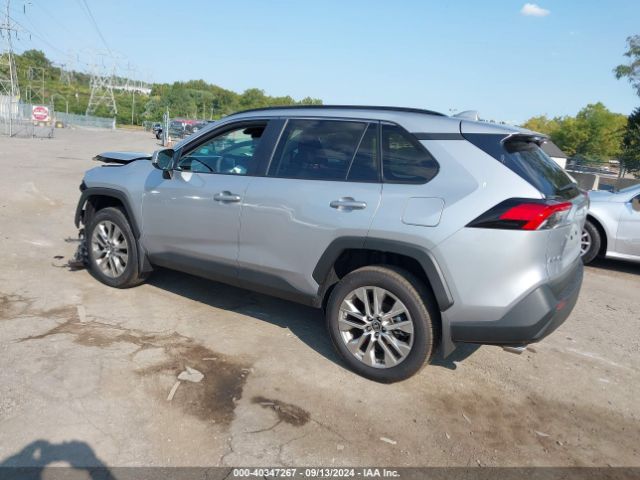 Photo 2 VIN: 2T3A1RFV8RC427638 - TOYOTA RAV4 