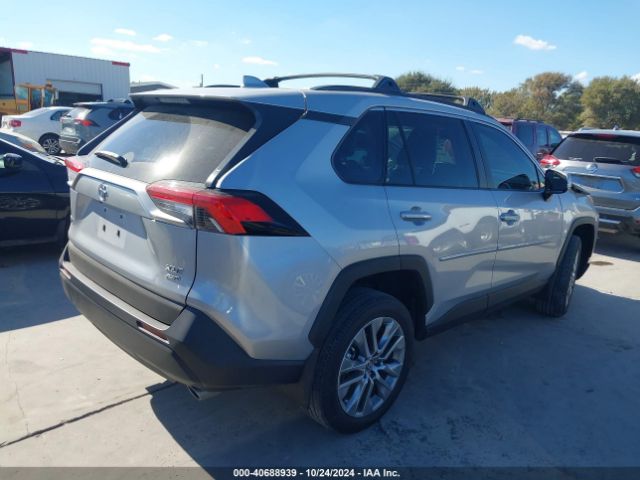 Photo 3 VIN: 2T3A1RFVXPW361055 - TOYOTA RAV4 