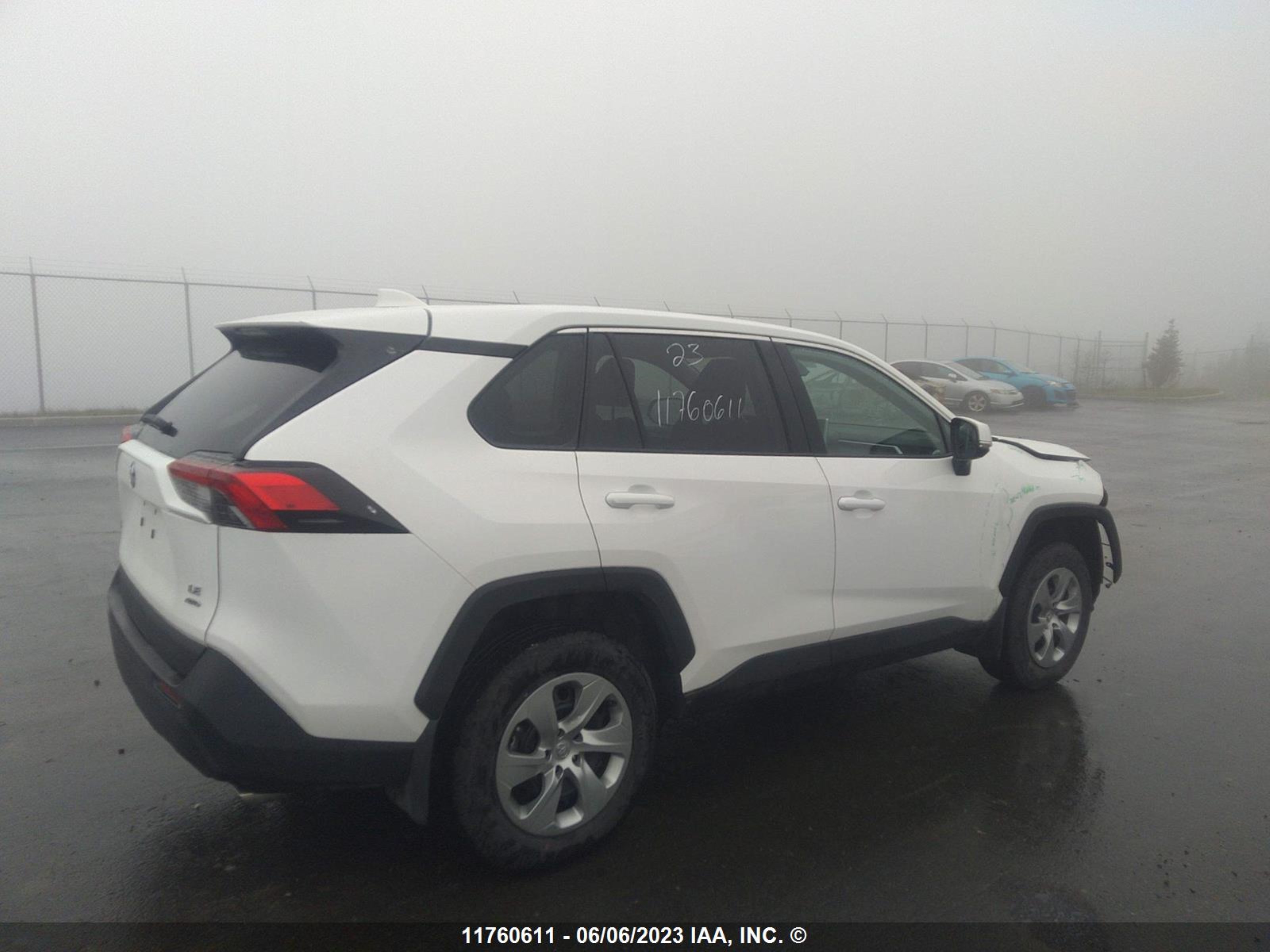 Photo 3 VIN: 2T3B1RFV2PC340917 - TOYOTA RAV 4 