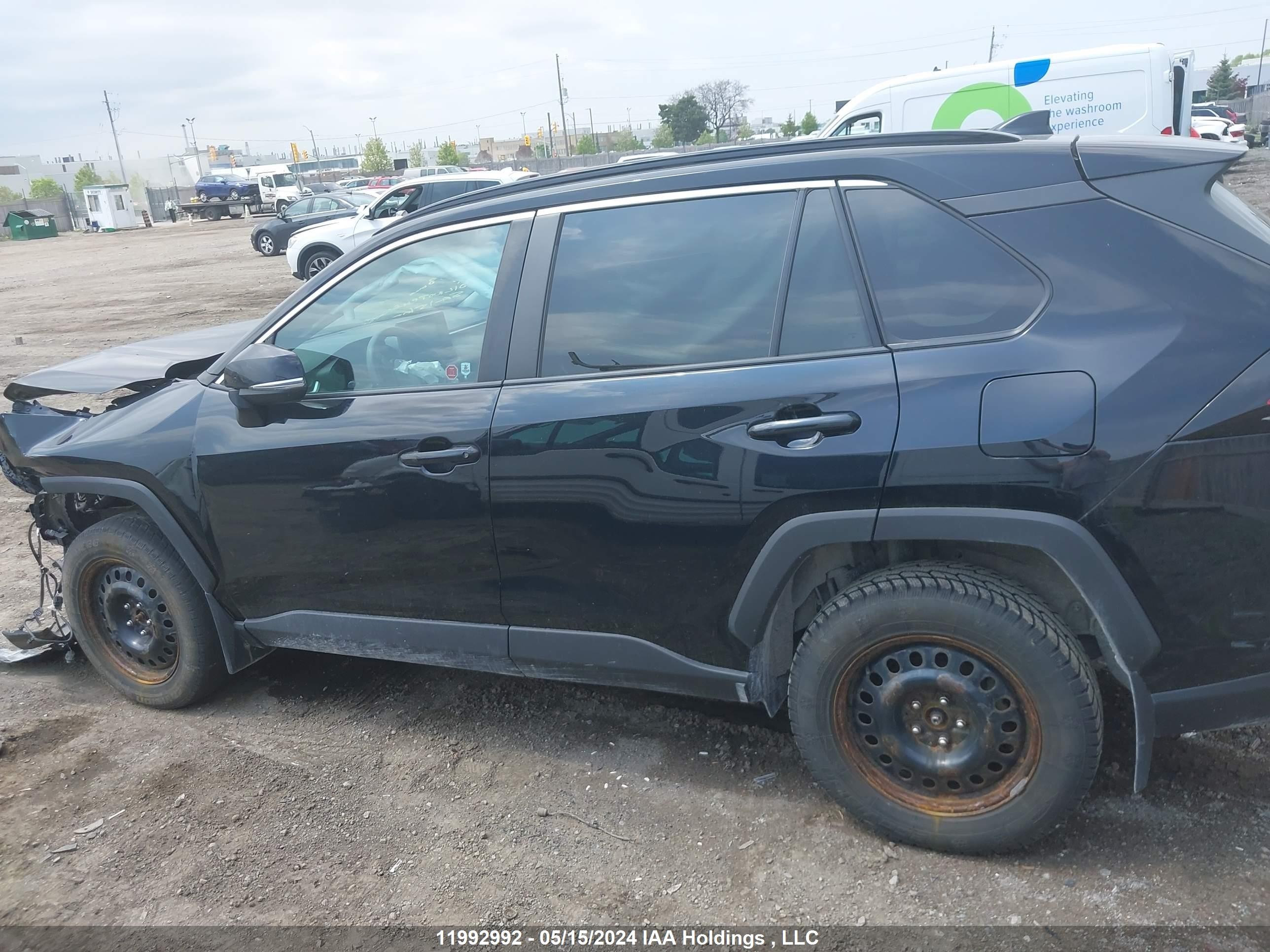 Photo 14 VIN: 2T3B1RFV7KW069490 - TOYOTA RAV4 