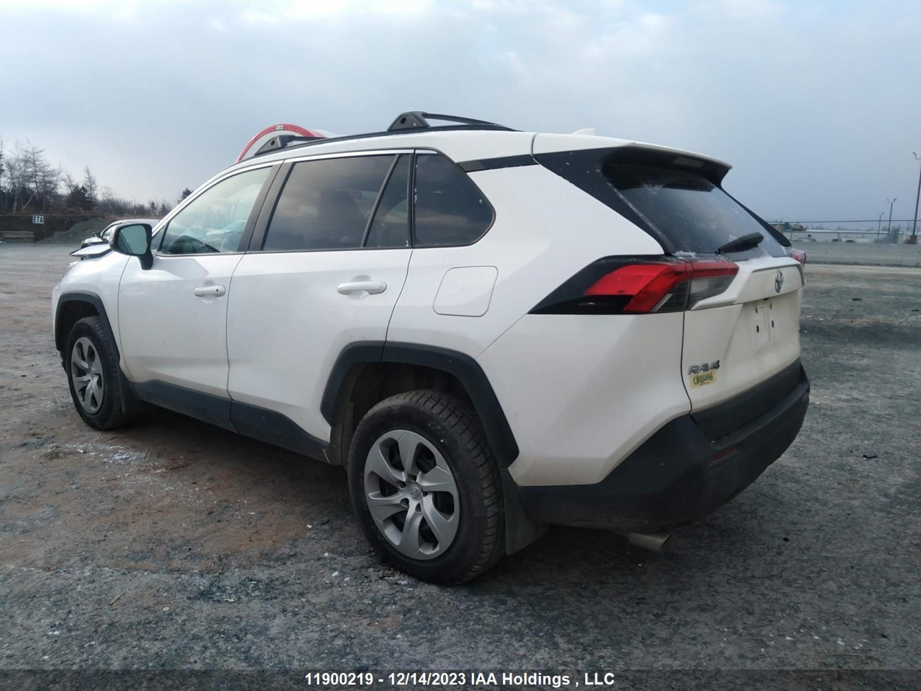 Photo 2 VIN: 2T3B1RFV9MC181079 - TOYOTA RAV 4 