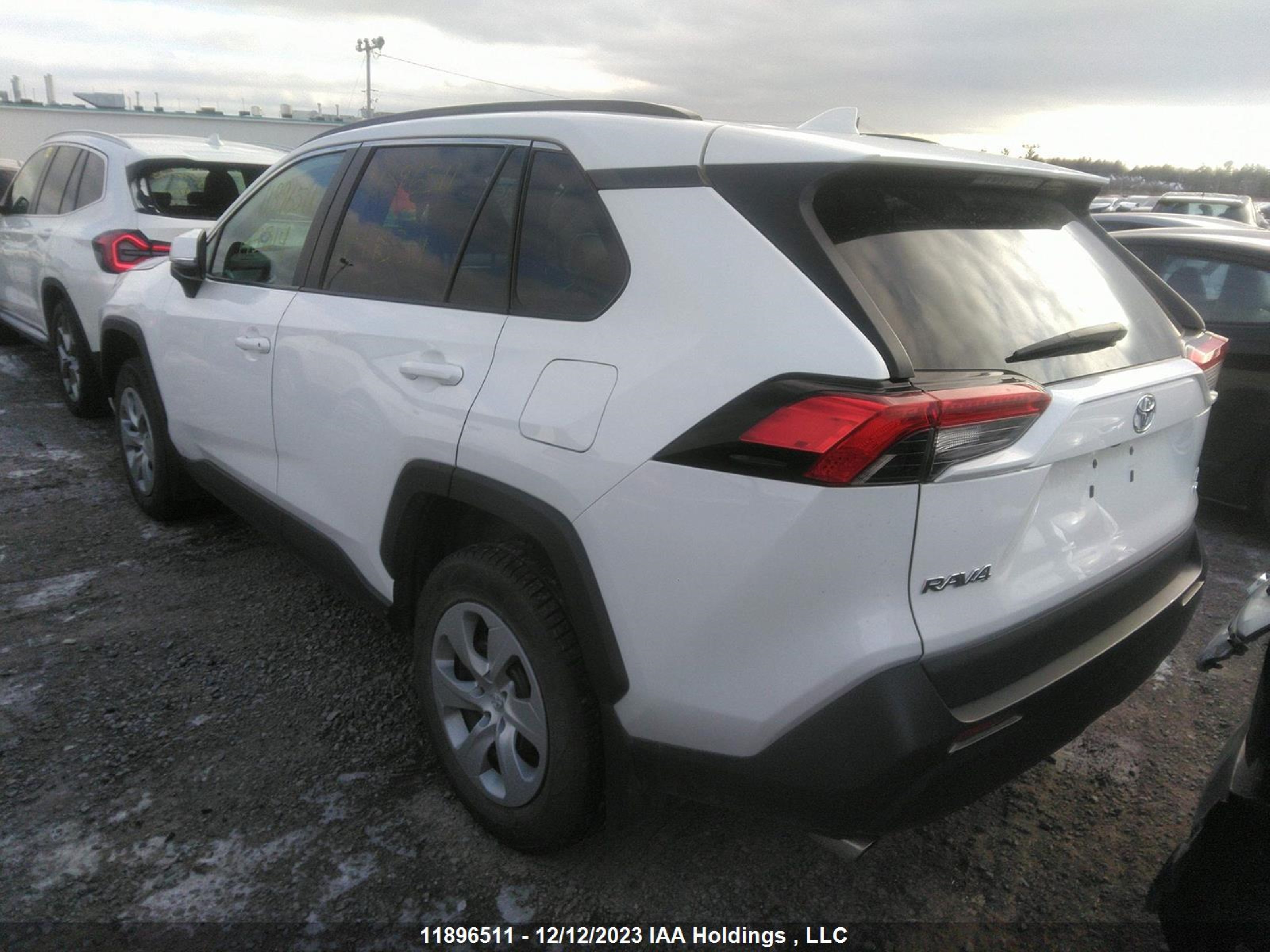 Photo 2 VIN: 2T3B1RFV9MW175314 - TOYOTA RAV 4 