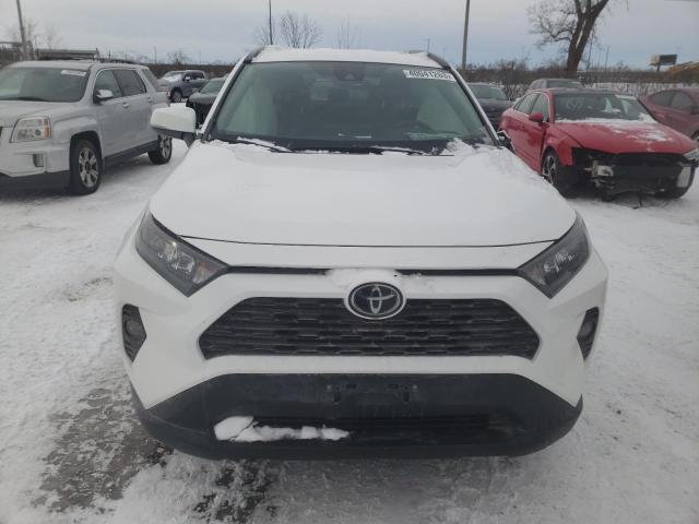 Photo 4 VIN: 2T3B1RFVXLC098100 - TOYOTA RAV4 LE 