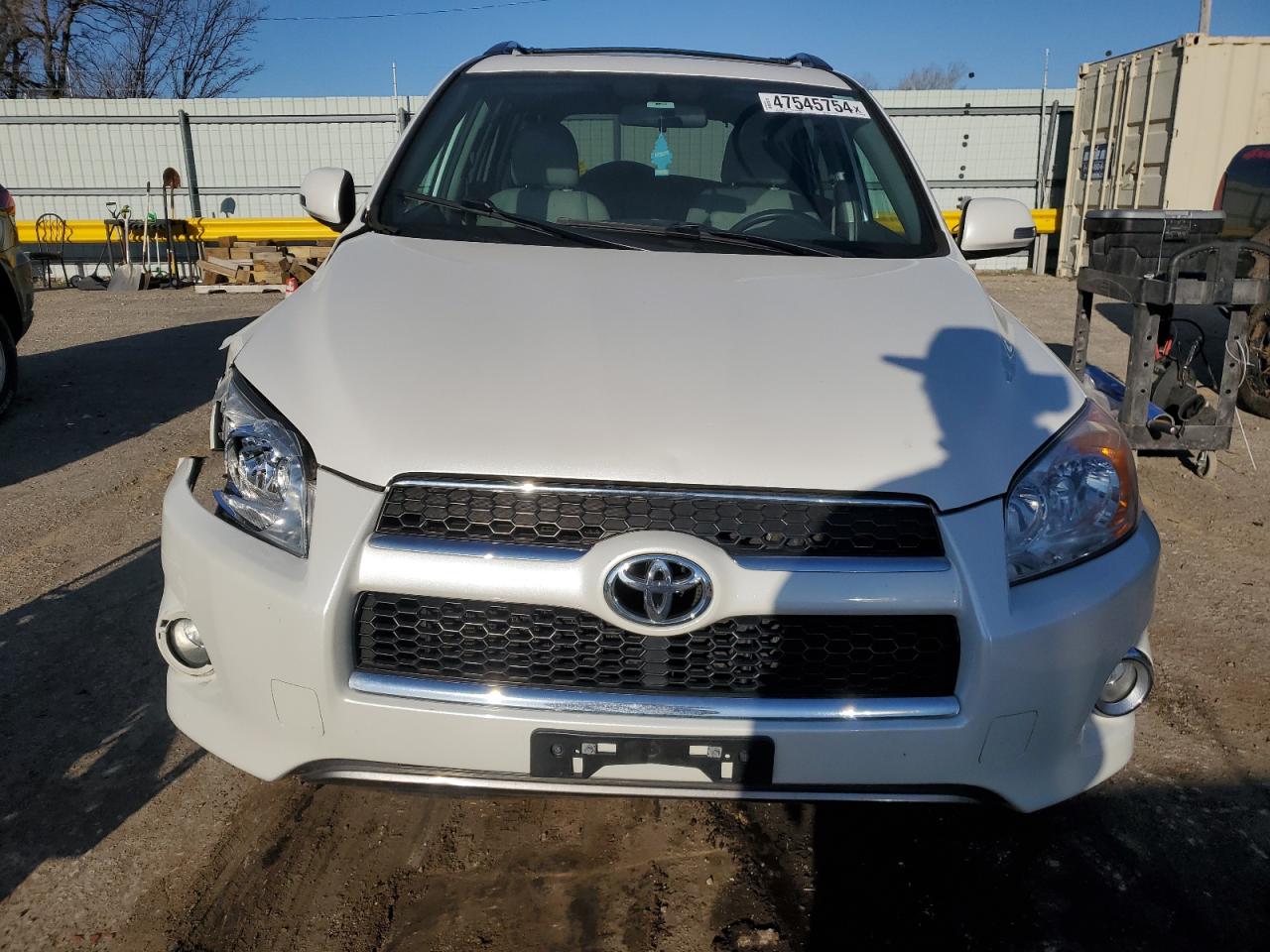 Photo 4 VIN: 2T3BF31V39W012459 - TOYOTA RAV 4 