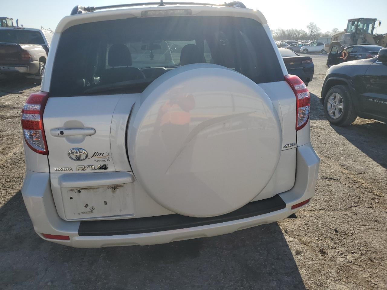 Photo 5 VIN: 2T3BF31V39W012459 - TOYOTA RAV 4 