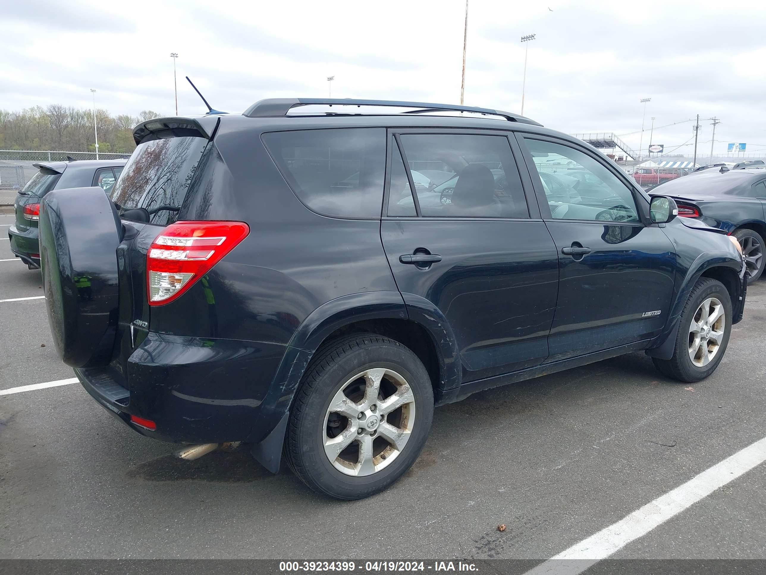 Photo 3 VIN: 2T3BF31V69W016215 - TOYOTA RAV 4 