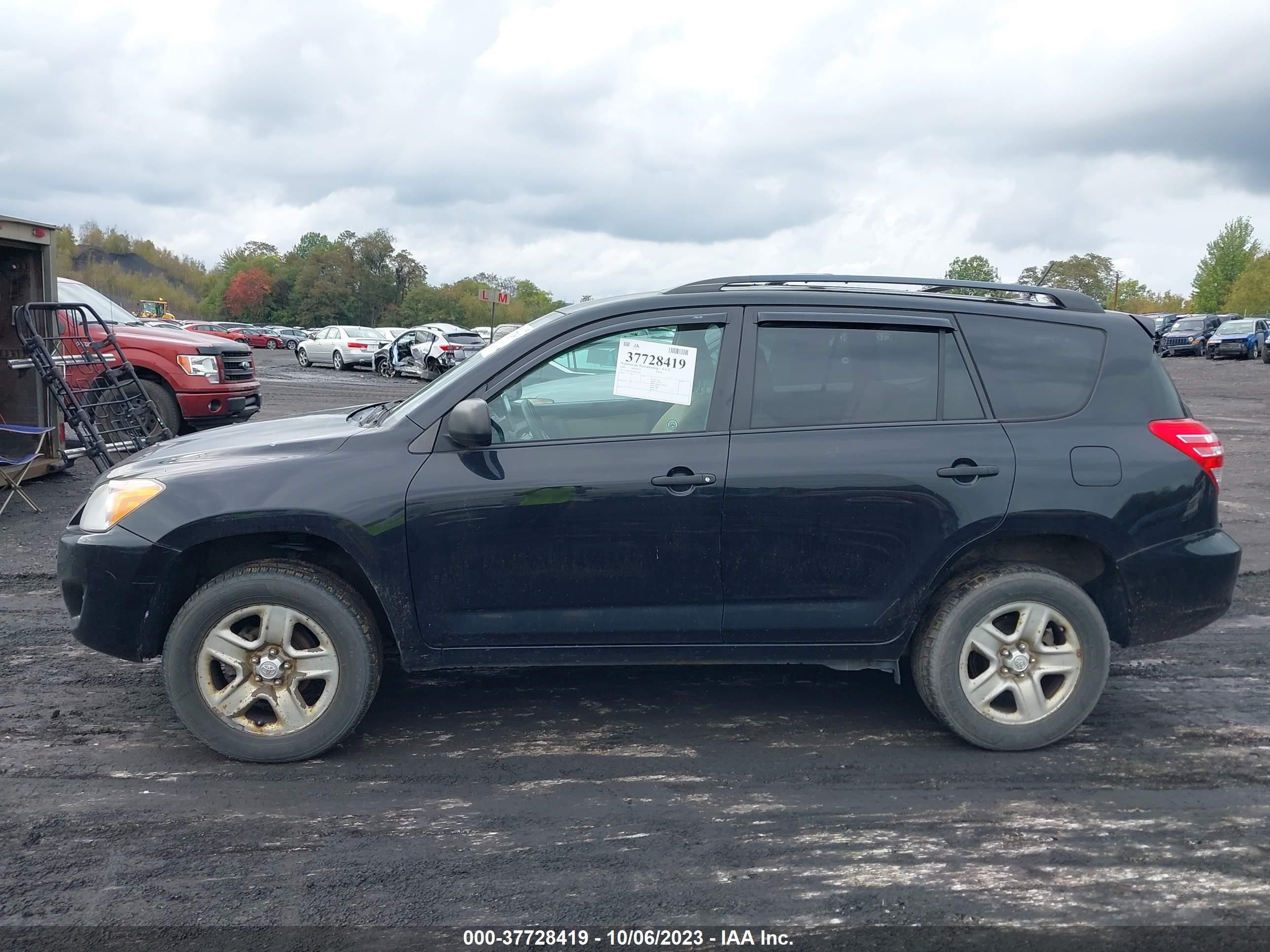 Photo 5 VIN: 2T3BF33V49W012032 - TOYOTA RAV 4 