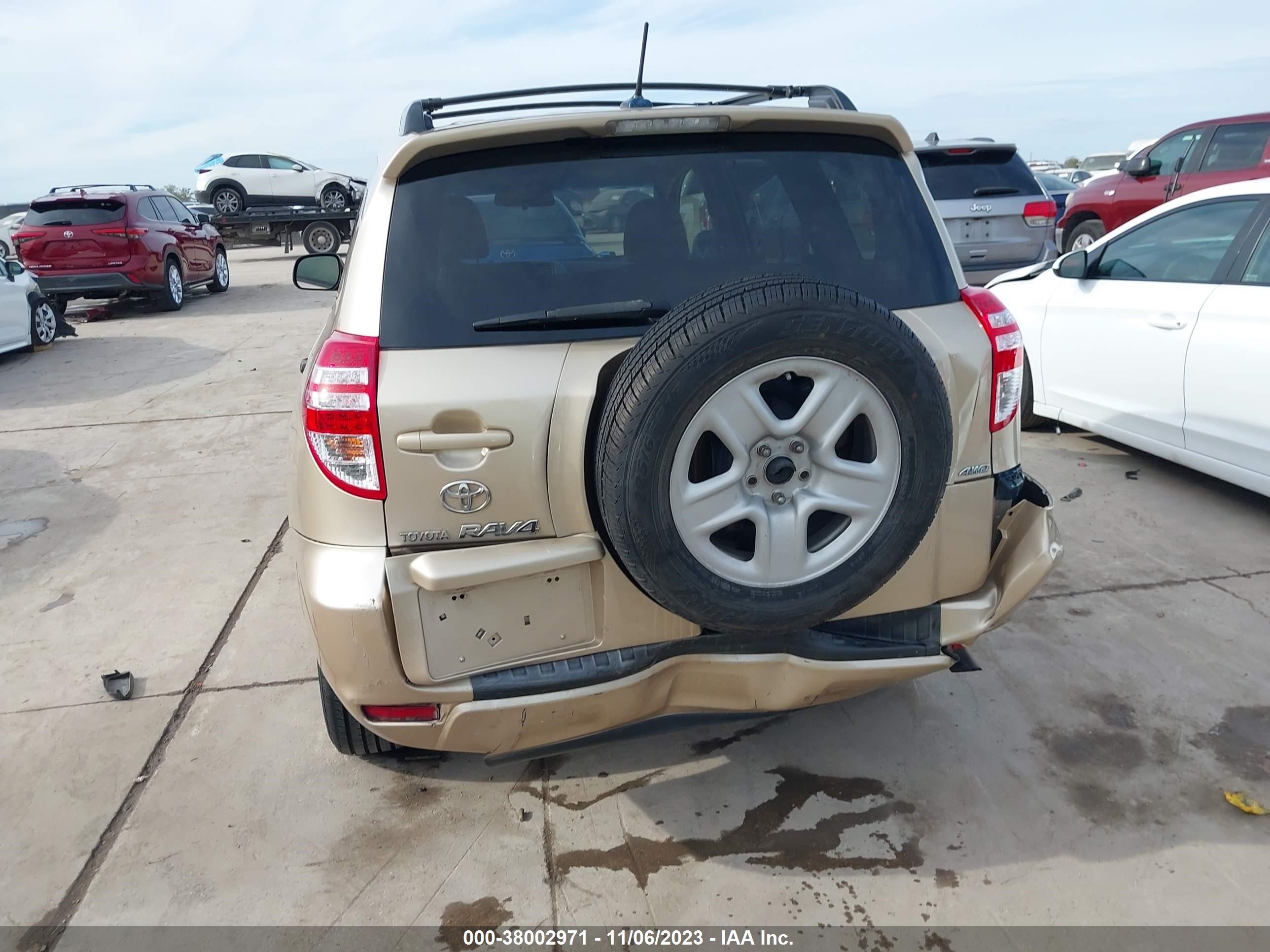 Photo 5 VIN: 2T3BF33V59W007700 - TOYOTA RAV 4 