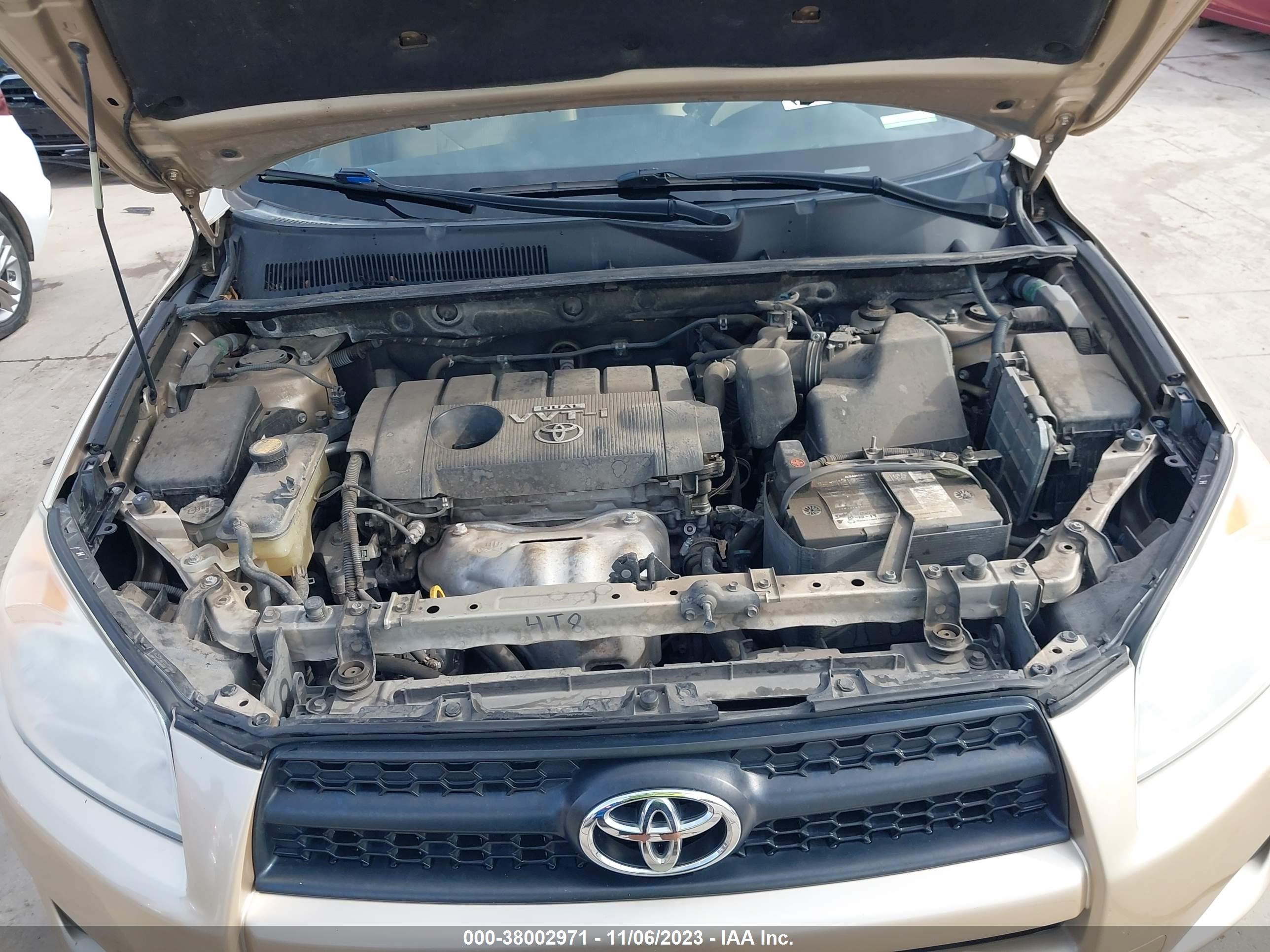 Photo 9 VIN: 2T3BF33V59W007700 - TOYOTA RAV 4 