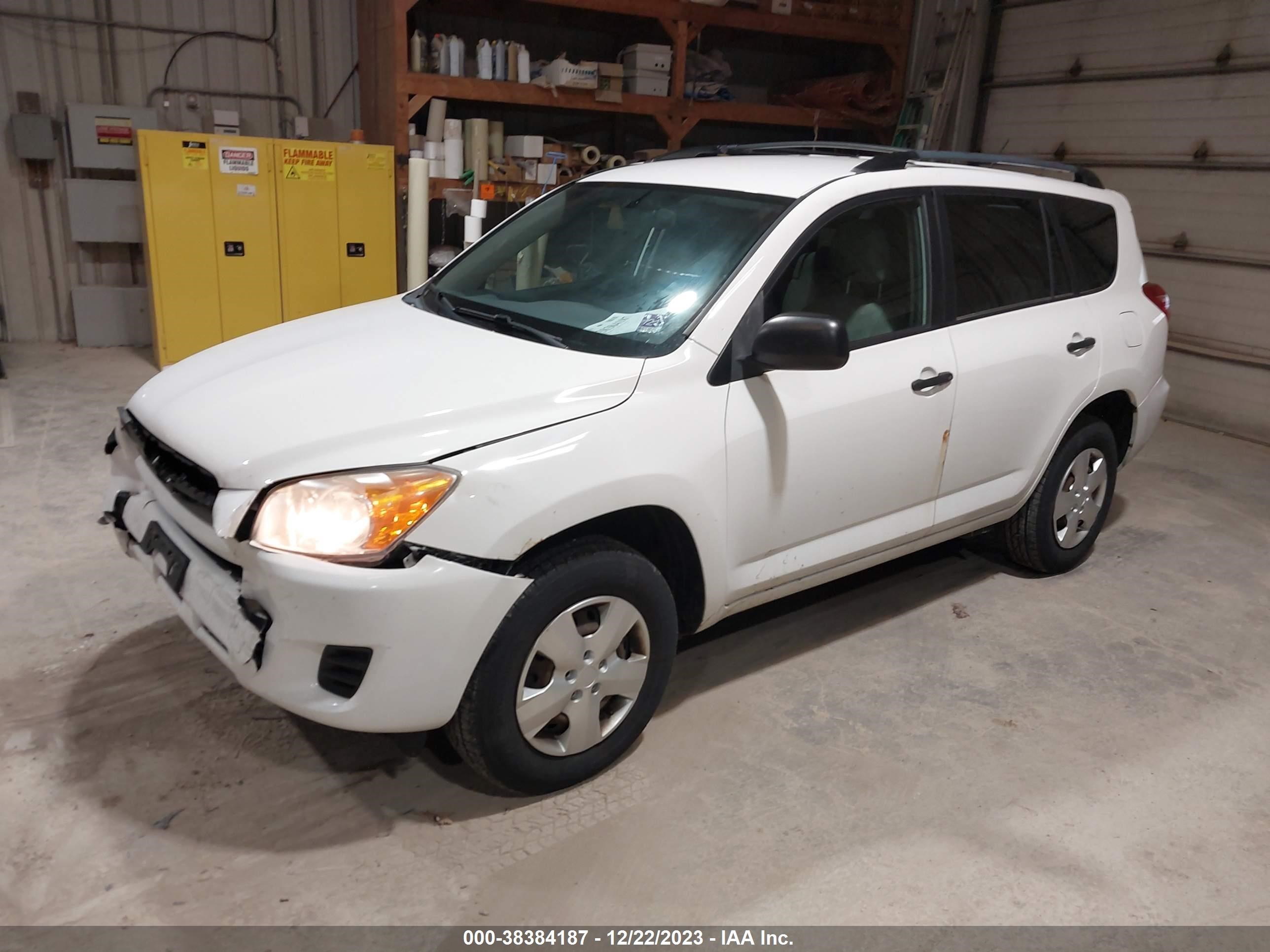 Photo 1 VIN: 2T3BF33VX9W003383 - TOYOTA RAV 4 