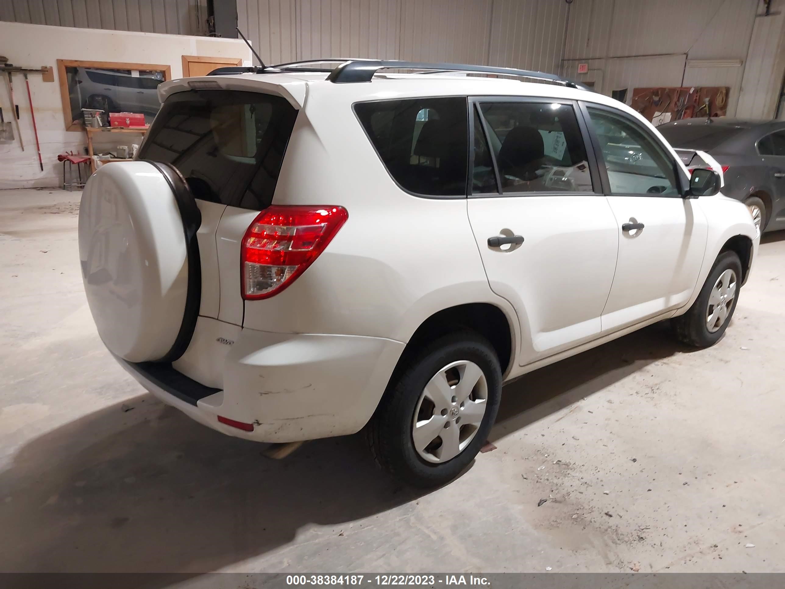 Photo 3 VIN: 2T3BF33VX9W003383 - TOYOTA RAV 4 