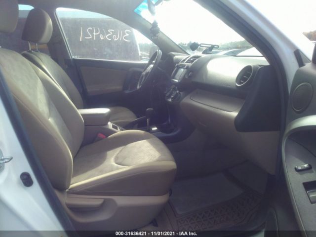 Photo 4 VIN: 2T3BF4DV0AW029788 - TOYOTA RAV4 