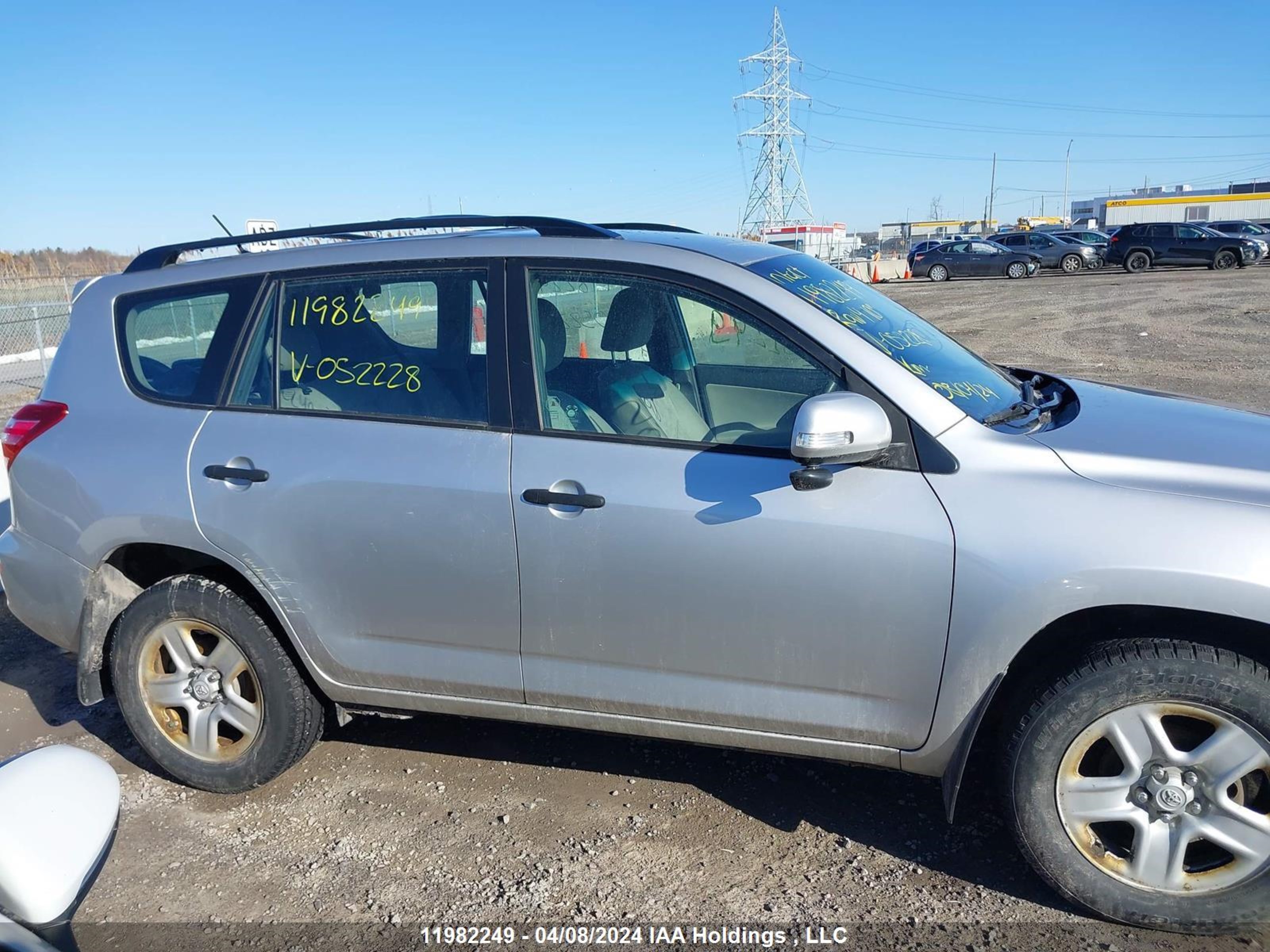 Photo 12 VIN: 2T3BF4DV0AW052228 - TOYOTA RAV 4 