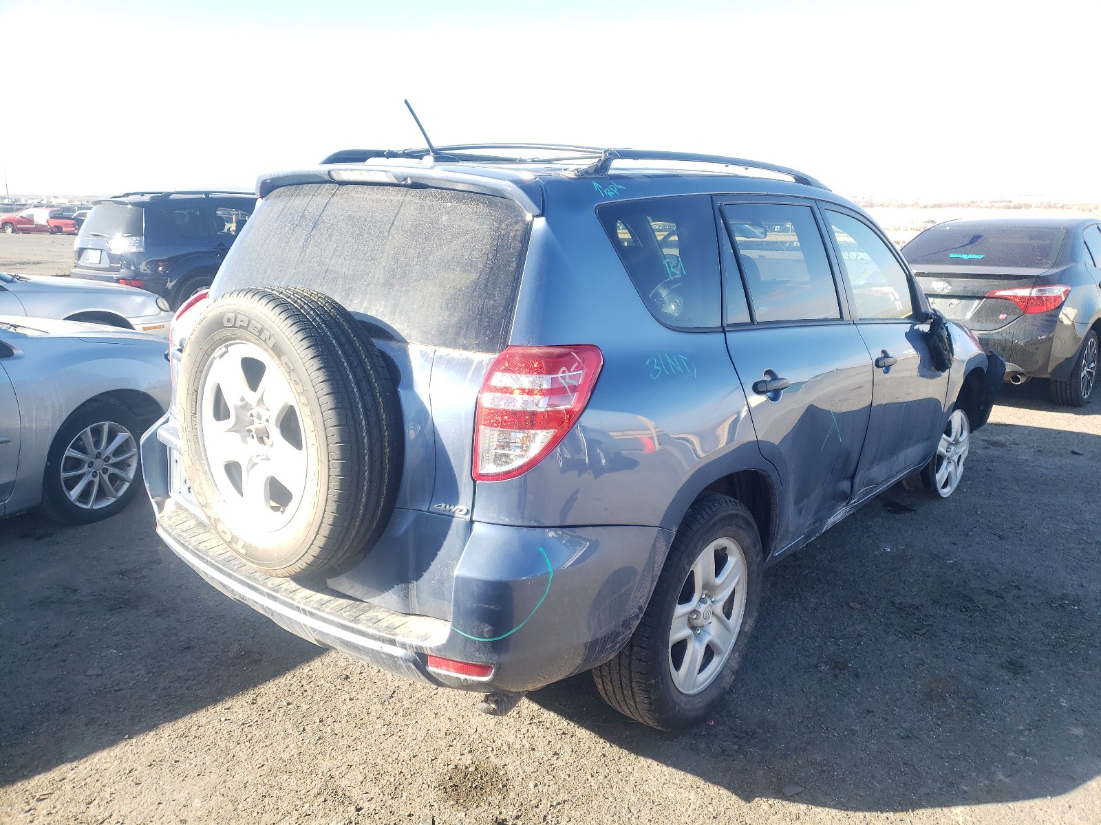 Photo 3 VIN: 2T3BF4DV0AW078506 - TOYOTA RAV4 