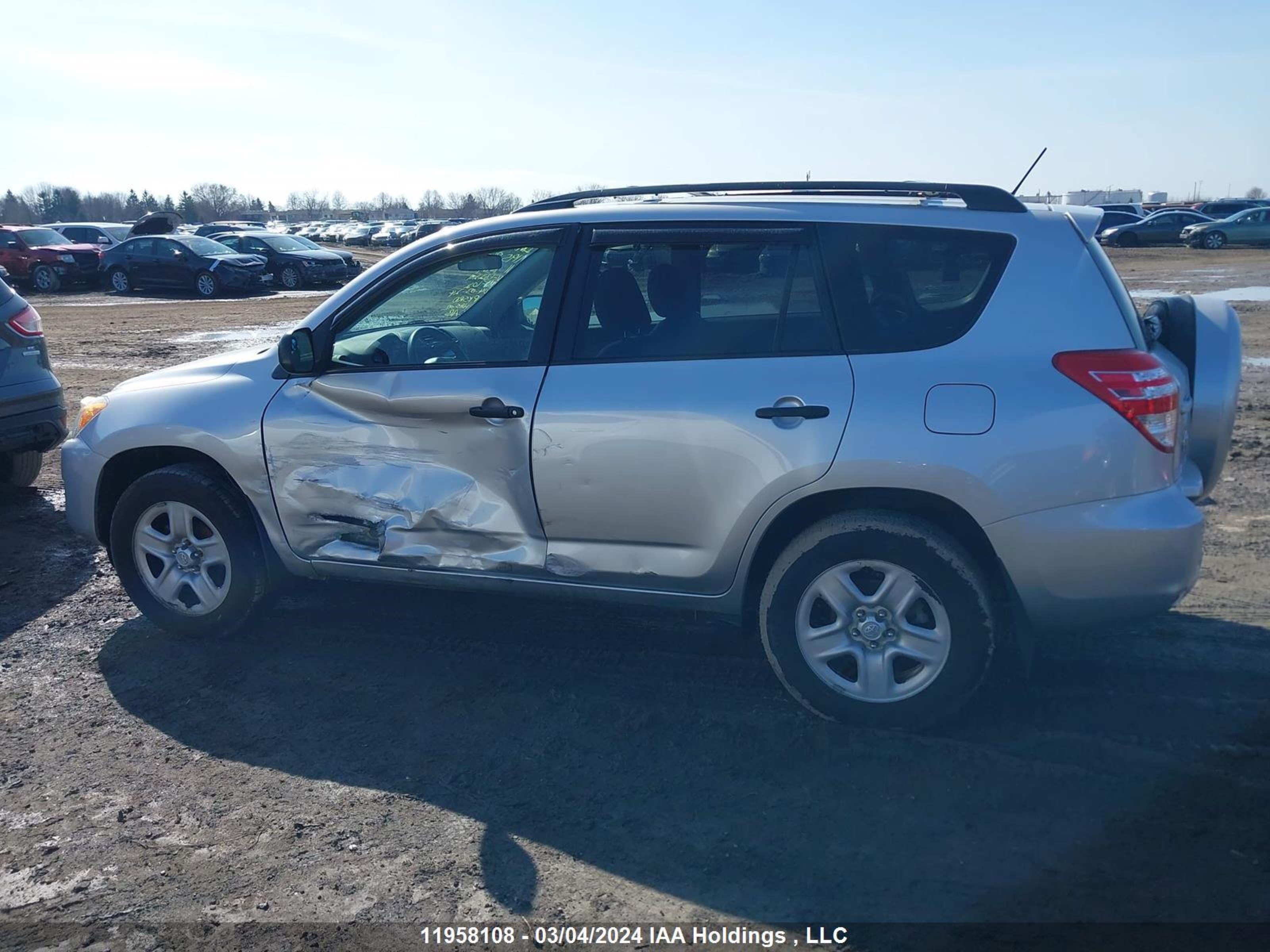 Photo 13 VIN: 2T3BF4DV0BW132291 - TOYOTA RAV 4 