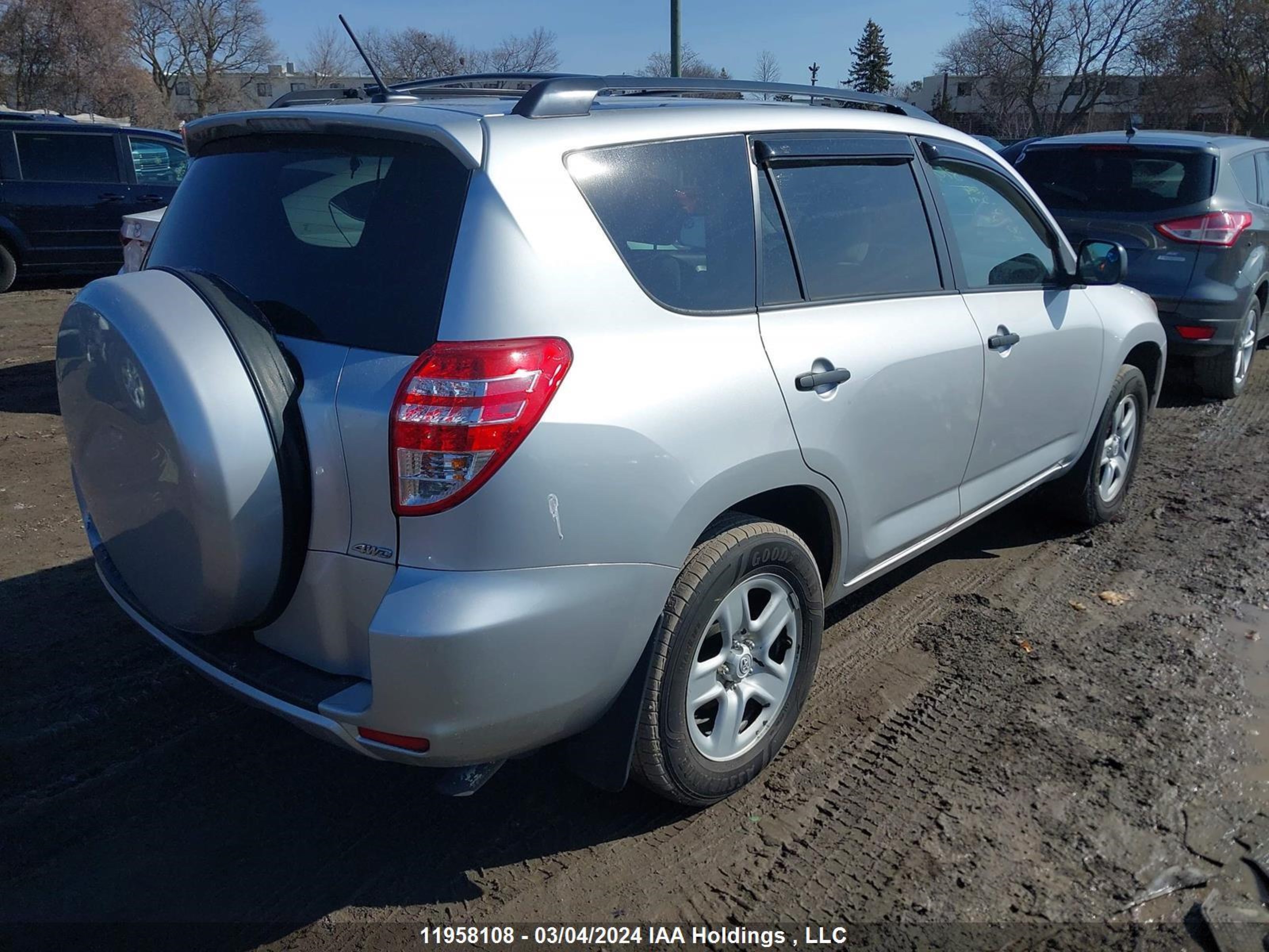 Photo 3 VIN: 2T3BF4DV0BW132291 - TOYOTA RAV 4 