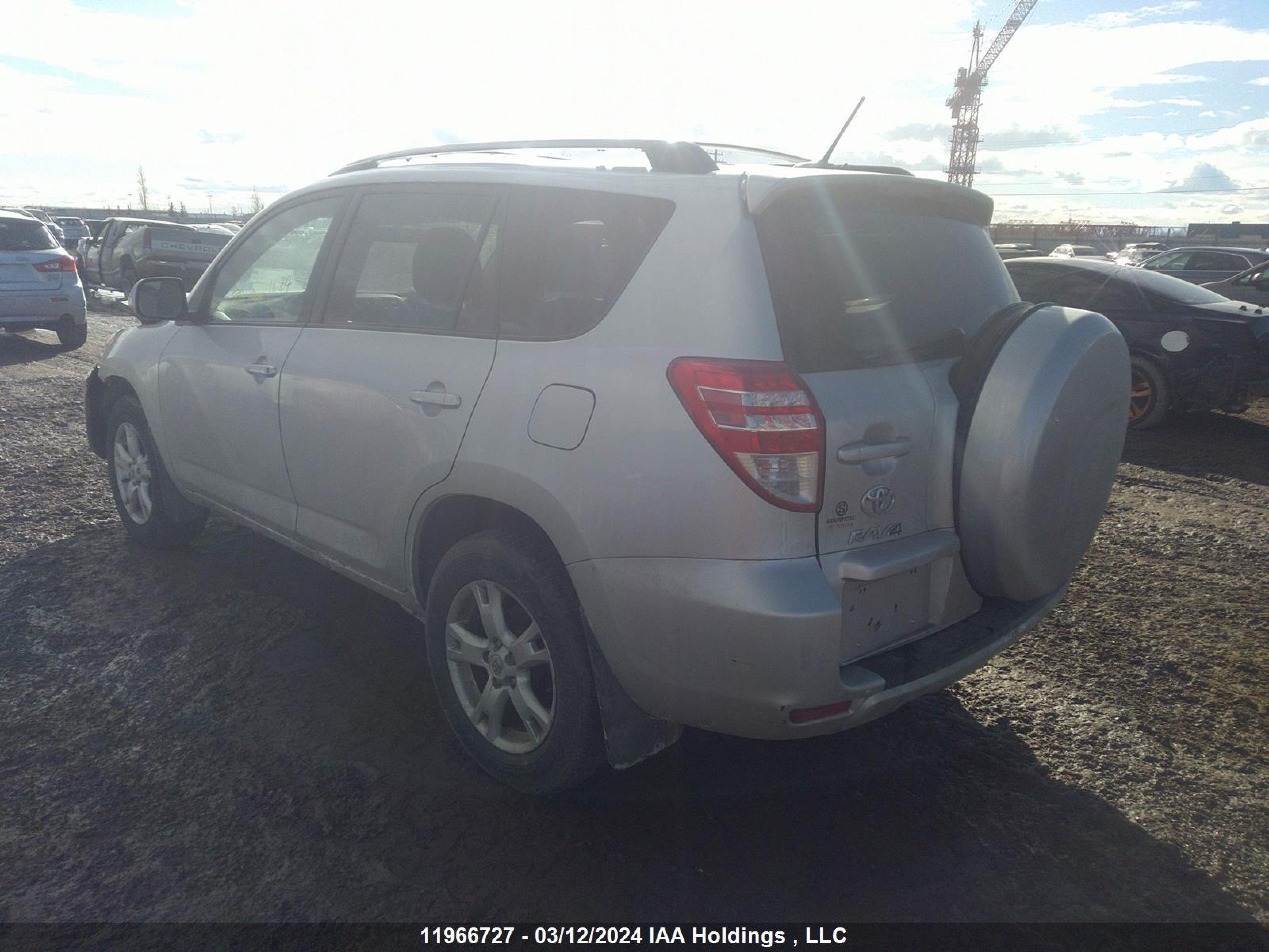 Photo 2 VIN: 2T3BF4DV0BW157210 - TOYOTA RAV 4 