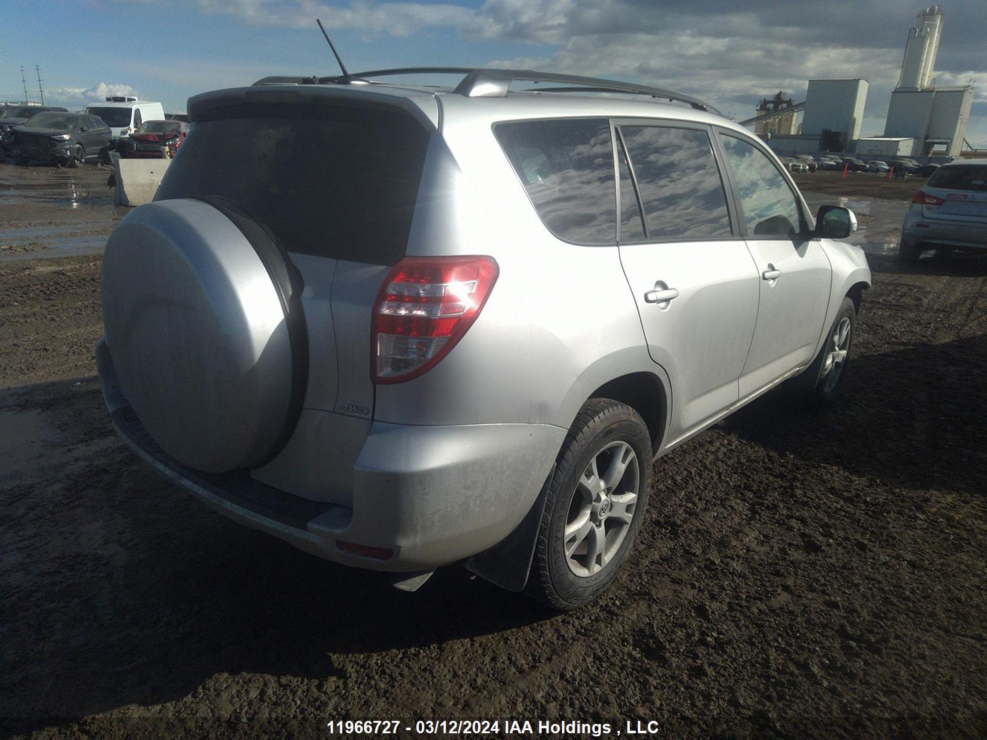 Photo 3 VIN: 2T3BF4DV0BW157210 - TOYOTA RAV 4 